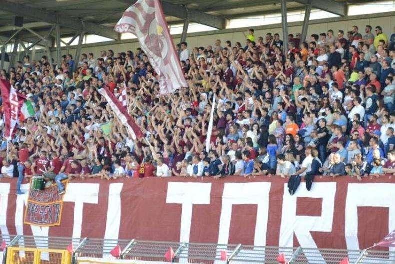 Nardò in difficoltà, Calderoni: «Prima la salvezza, poi penseremo ai playoff»
