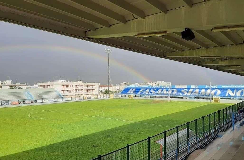 Violenza allo stadio Vito Curlo, il Fasano: «Profondo sgomento e rammarico»