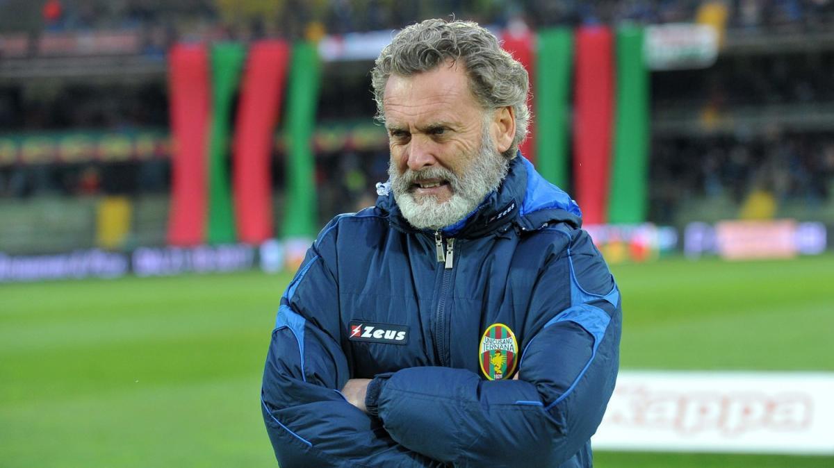 Pochesci a Radio Kiss Kiss: «Se Mancini torna deve farlo gratis!»