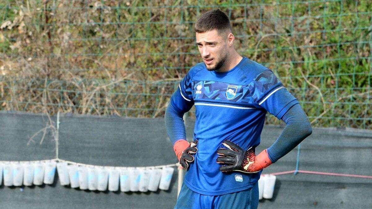 Il Pescara prova a trattenere l'eroe della promozione in B