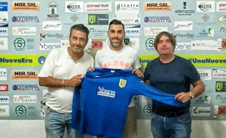 UFFICIALE: Pro Favara, rescinde un centrocampista