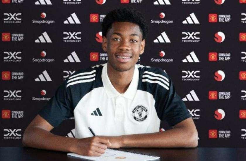 Il Manchester United pesca un talento francese per rinforzare l'attacco