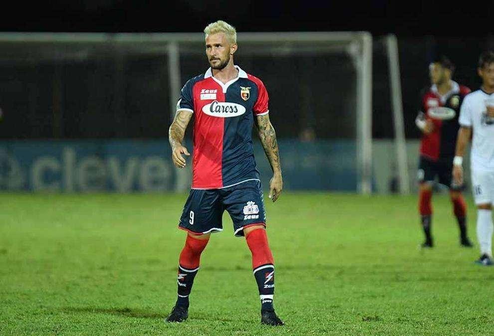 Casertana, Floro Flores: "Preferisco i fatti piuttosto che parlare"
