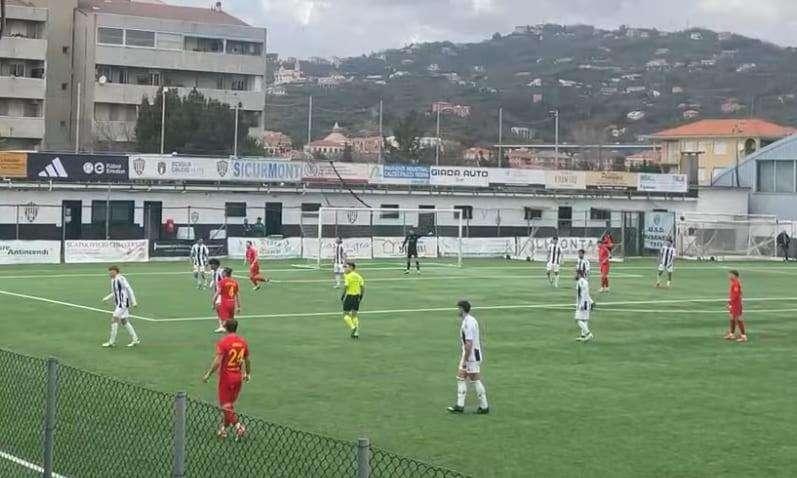 Non basta il pari alla Lavagnese: è il Ravenna che vola in Semifinale