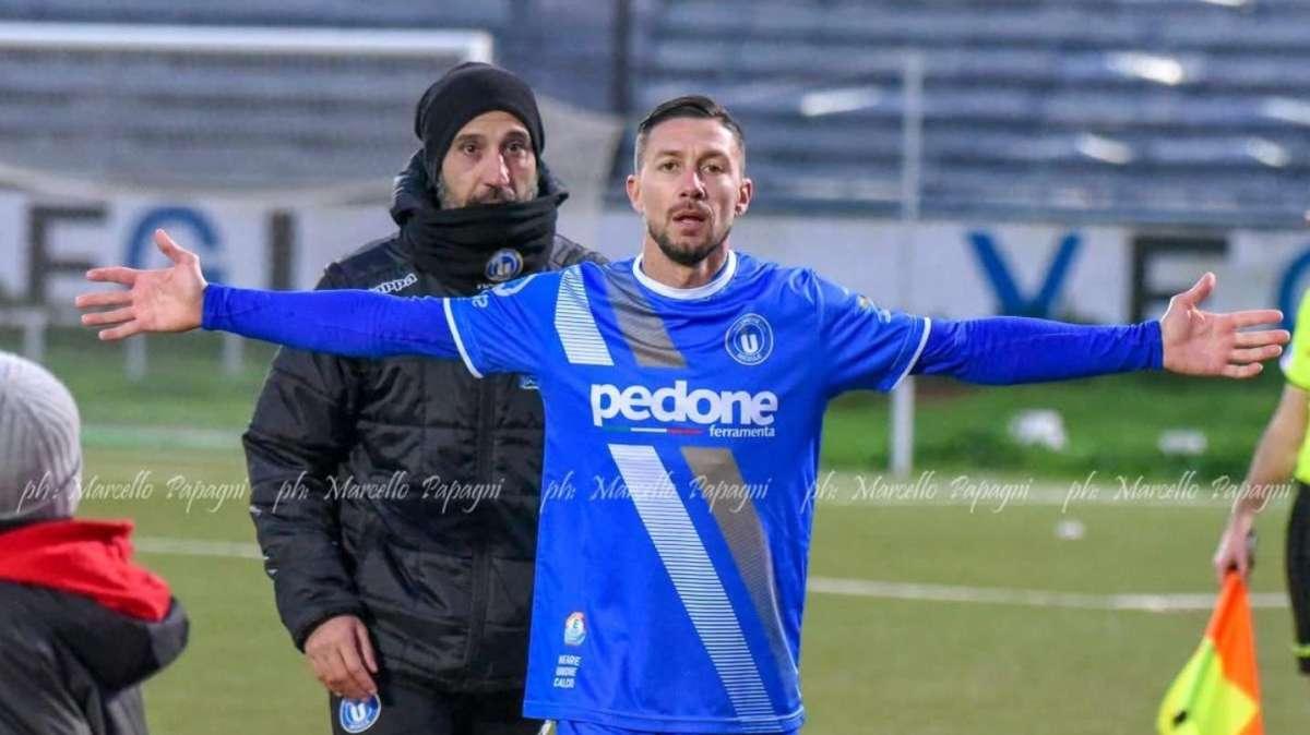 Bisceglie, ancora lui: Loseto blinda la fascia a 41 anni