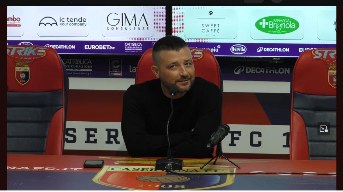Cosenza, durissimo sfogo di Coppitelli: «Non siamo ancora una squadra, ora serve tirare una riga!»