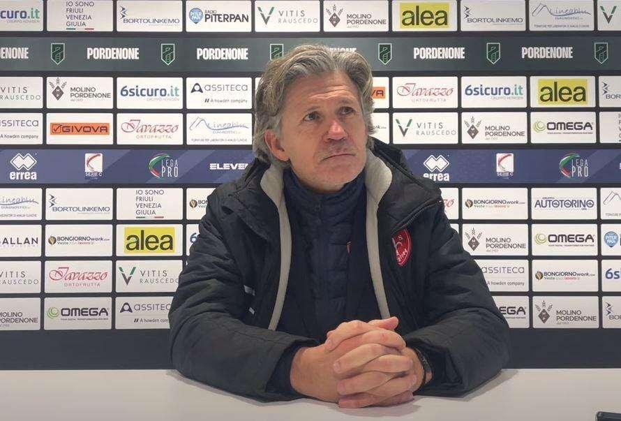UFFICIALE: Casertana, esonerato Pavanel. Ecco chi potrebbe sostituirlo