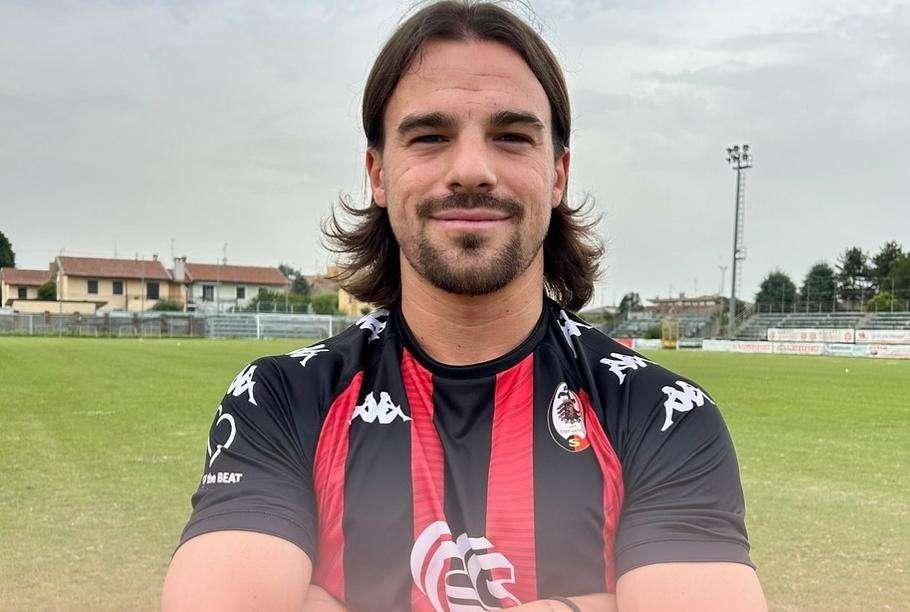 Il Sant'Angelo rinforza la difesa con un arrivo dal Club Milano