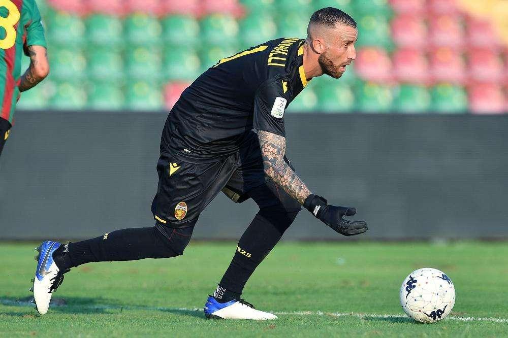 Avellino, l'estremo Iannarilli: «Campionato lungo, pensiamo una partita alla volta»