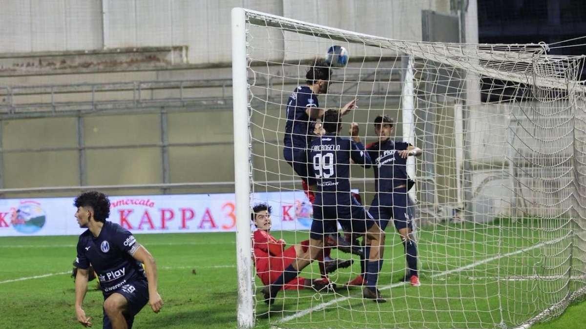 Fasano ko nel derby, Ghilardi apre alla riflessione sull'area tecnica