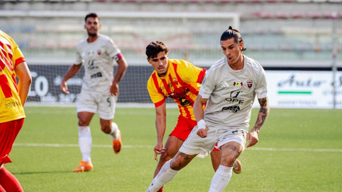 Serie D, girone F: L'Aquila si libra in alto, Foligno e Teramo ci credono