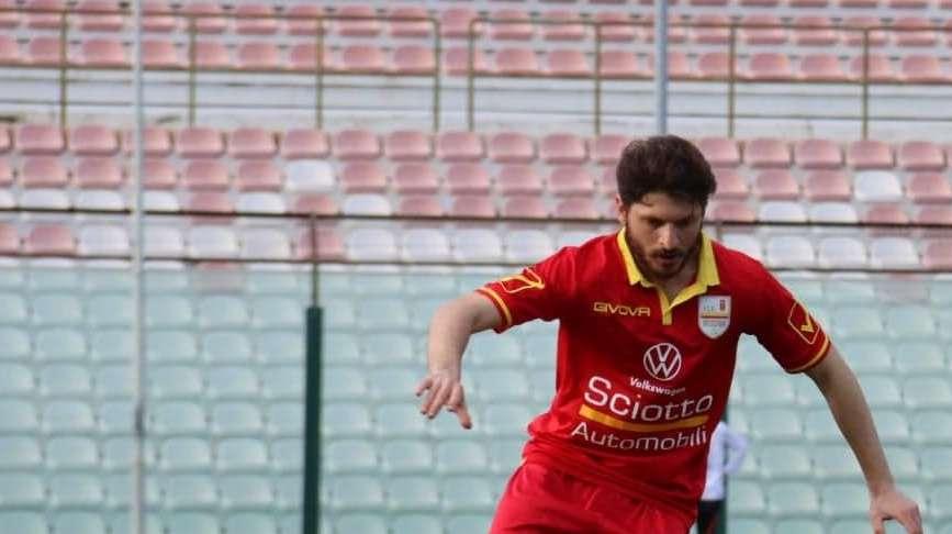 Altro doppio ambizioso obiettivo per l'attacco della Nocerina