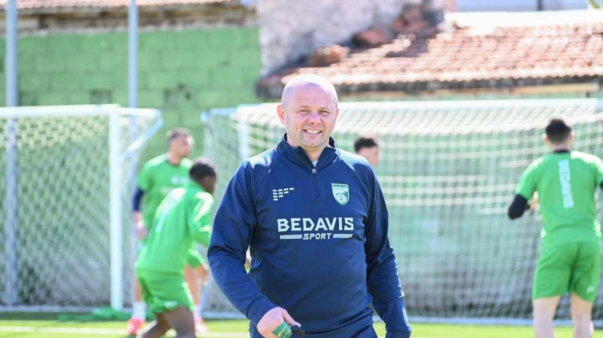 Avezzano, mister Pagliarini: «Giusto che i nostri sostenitori vogliano una squadra grintosa e determinata»