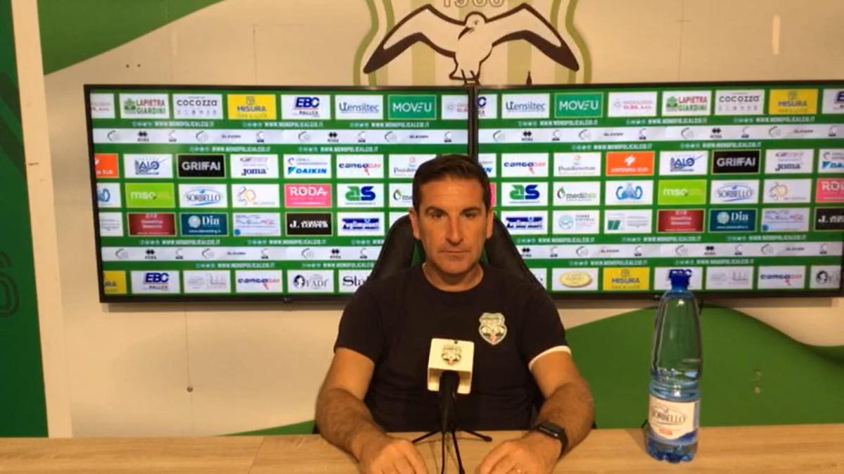Monopoli, le parole di mister Alberto Colombo prima del Cerignola: «Durante la gara ci saranno diverse partite nella stessa partita»