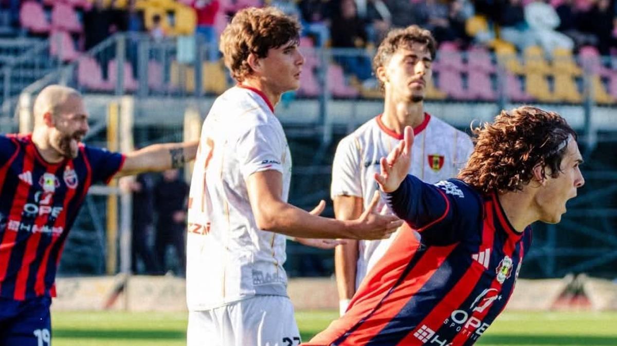Serie D, girone F: L'Aquila getta il cuore oltre l'ostacolo, il Teramo risponde presente. Maceratese e Recanatese sempre più giù