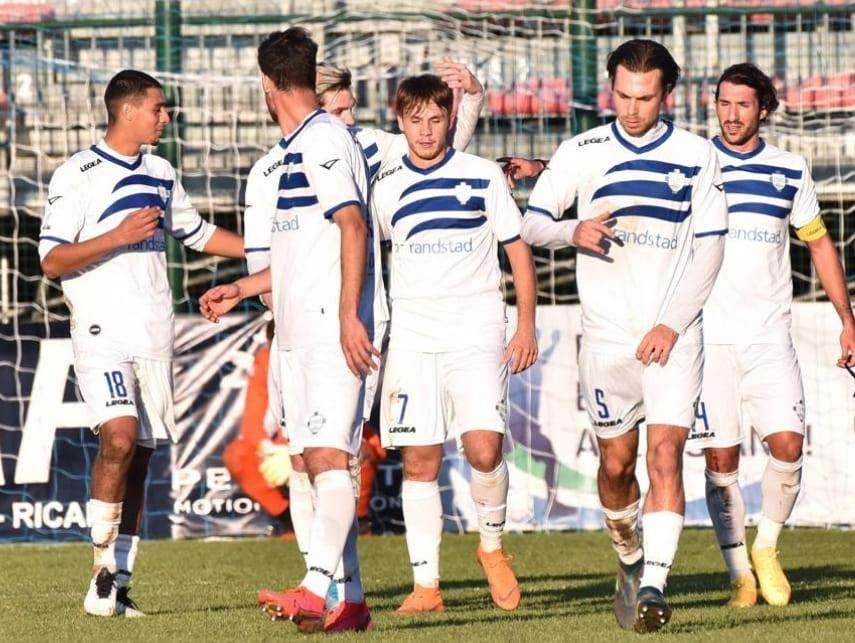Como, Banchini: «L'Olbia deve darci stimoli. Loro giocano per salvarsi...»