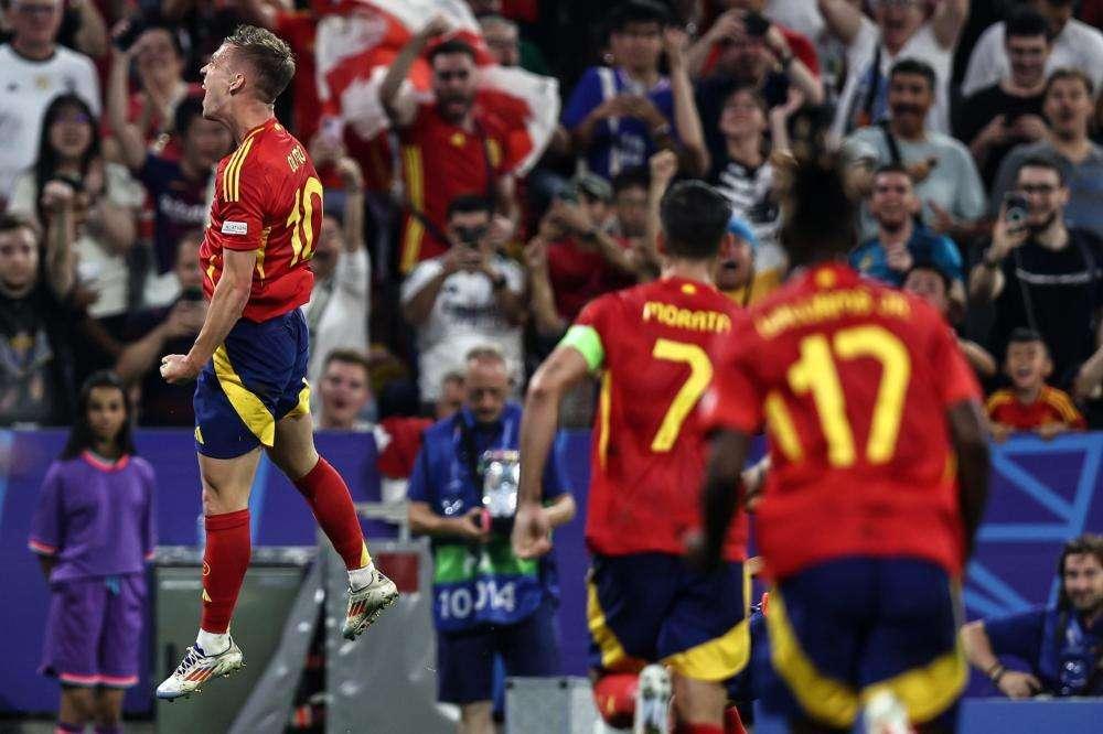 Euro 2024: c'è la prima finalista, la Spagna ribalta la Francia