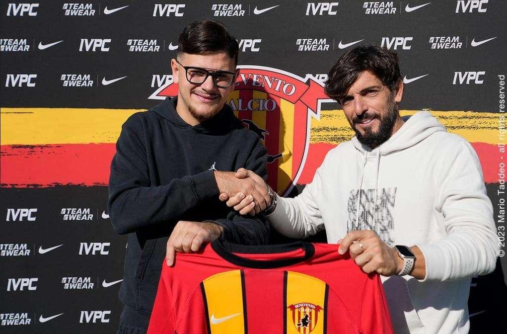 Il Benevento blinda il talento Perlingieri: contratto fino al 2028