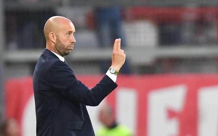 Arezzo, mister Bucchi: «Non riesco a capire: abbiamo 40 punti e dovremmo affrontare le partite con leggerezza...»