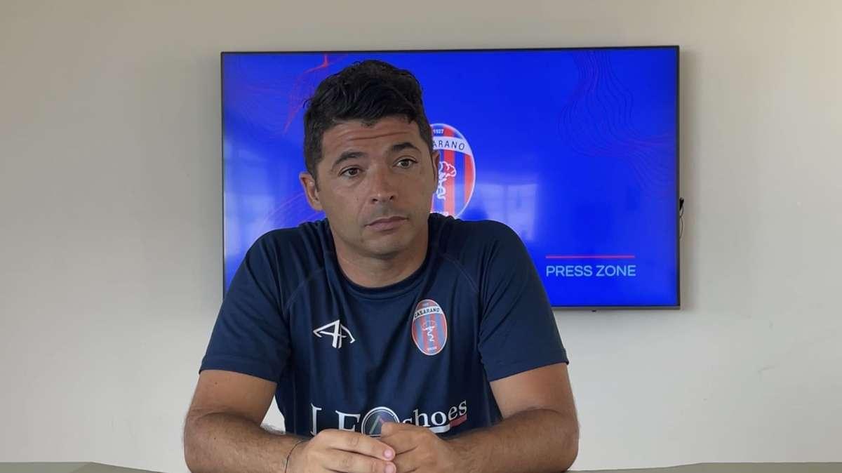 Casarano, mister Costantino: «Subiamo troppe reti con la difesa schierata»
