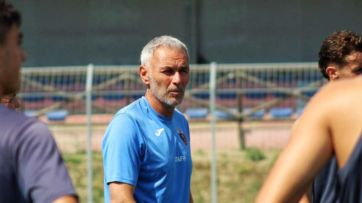 Sesia difende il suo Vado dopo il 6-0 contro la Scafatese: «In nove dopo mezz'ora, partita strana. Ma non cancella la nostra impresa»