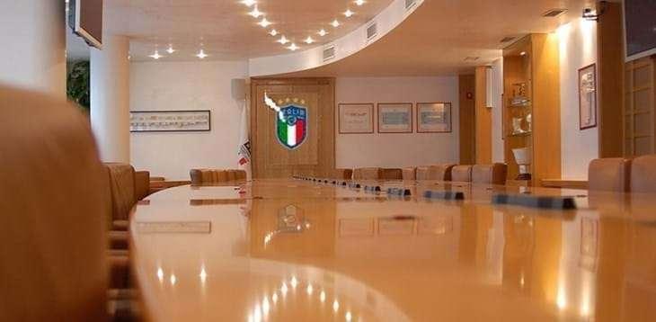 Rivoluzione nel calcio dilettantistico: approvate nuove regole per tesseramenti e premi dalla FIGC
