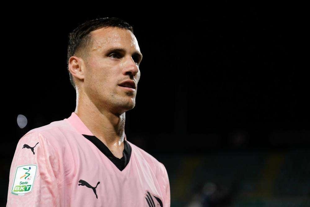 Il Palermo cerca soluzioni per Verre: operazione Bereszynski in attesa