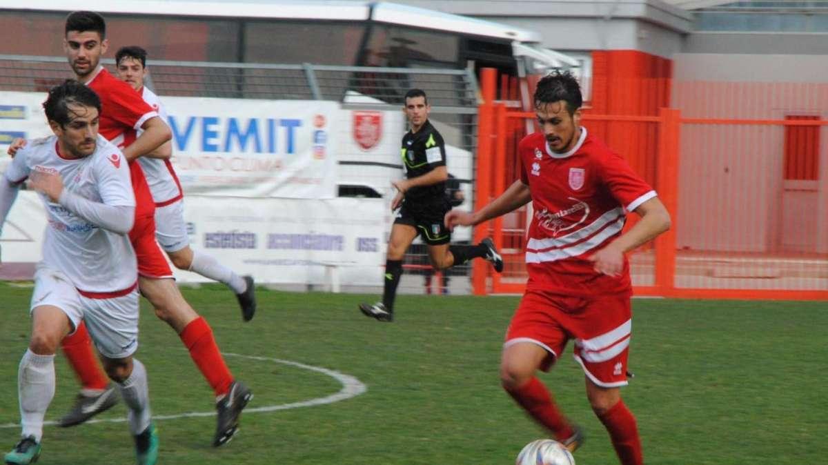 Correggese, Villanova: «Due gol che ci volevano...»