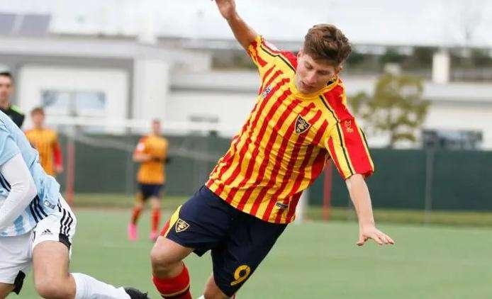 Un gioiellino ex Lecce apre alla Serie D: chi crederà in lui?