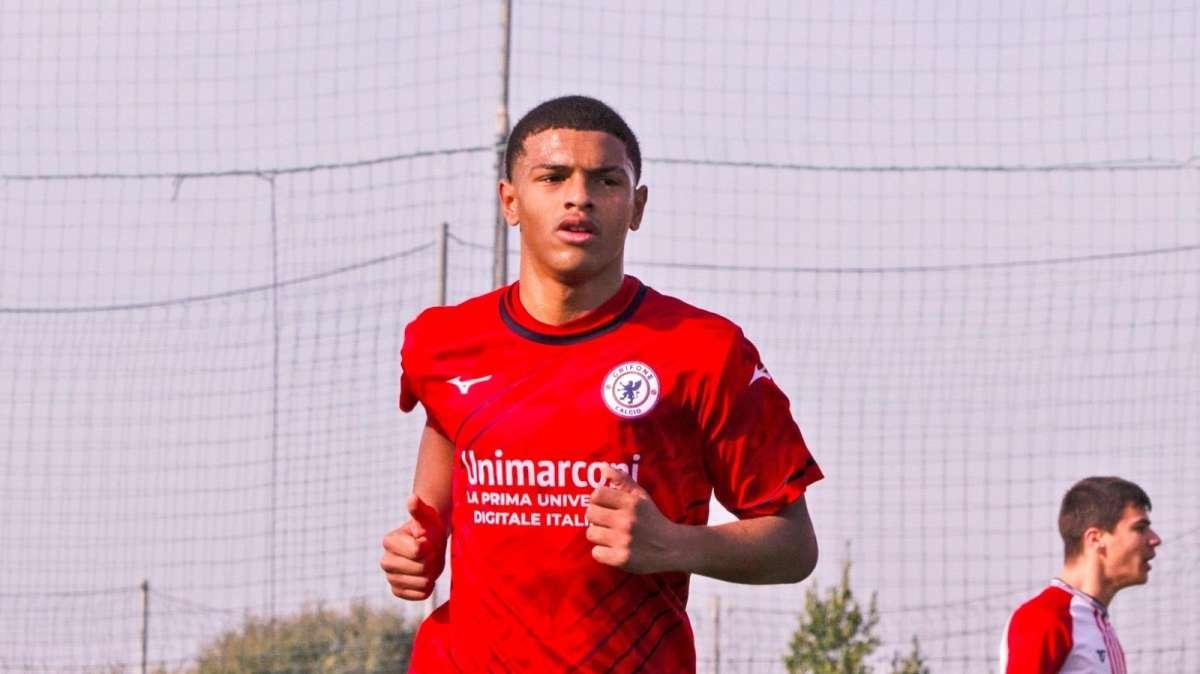 Tutti pazzi per Attasi: il gioiello dell'Ancona tra serie B e serie C
