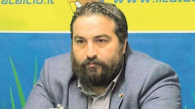 Licata, il ds Scimonelli: «Non abbiamo smentellato nonostante la crisi. Sosteneteci o state zitti...»