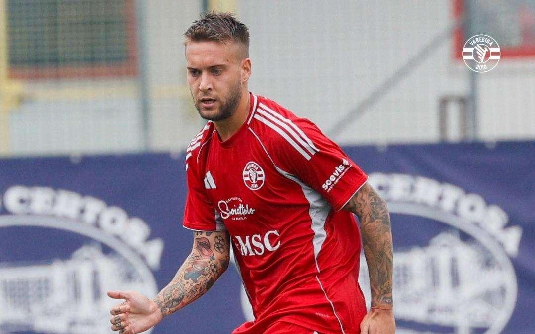 Colpo Folgore Caratese: fatta per il rinforzo d'acciaio per la difesa