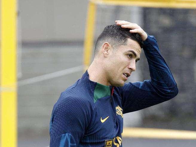 Cristiano Ronaldo da record: è il primo calciatore a segnare in 5 Mondiali di calcio