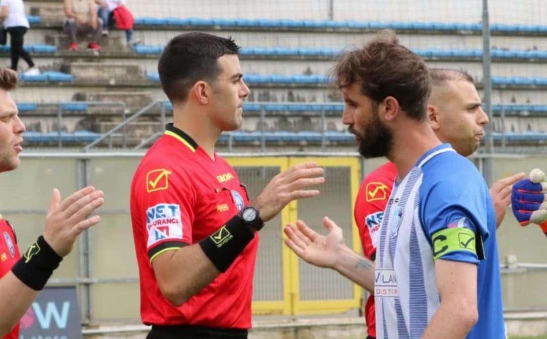Play-out, Giacobbe incita: «Manfredonia, questa è la partita della vita»