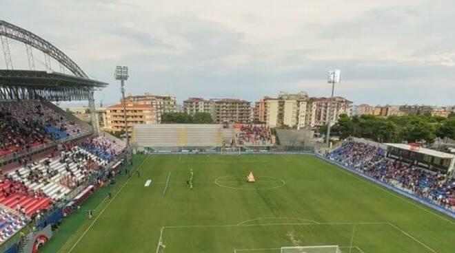 Cosenza, il TAR rigetta il ricorso per il San Vito-Marulla: si giocherà allo Scida di Crotone