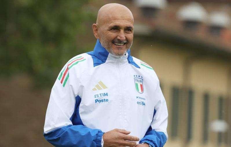 Italia, 23 i convocati di Spalletti per Belgio e Francia: ecco Comuzzo, Savona e Rovella 