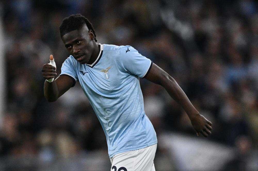 Tchaouna verso l'addio alla Lazio: il PSV Eindhoven torna alla carica