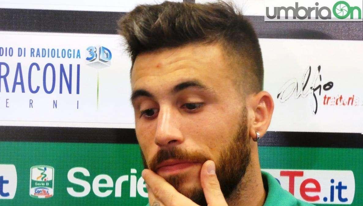 L'Aquila, saluta il centrocampista Angiulli: «È il momento dei ringraziamenti»