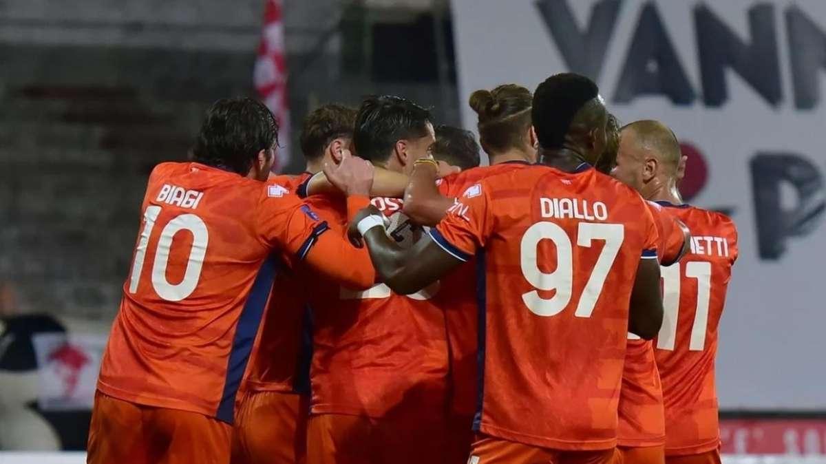 Pistoiese in scioltezza: Vado travolto 3-0, arancioni agli ottavi di Coppa Italia
