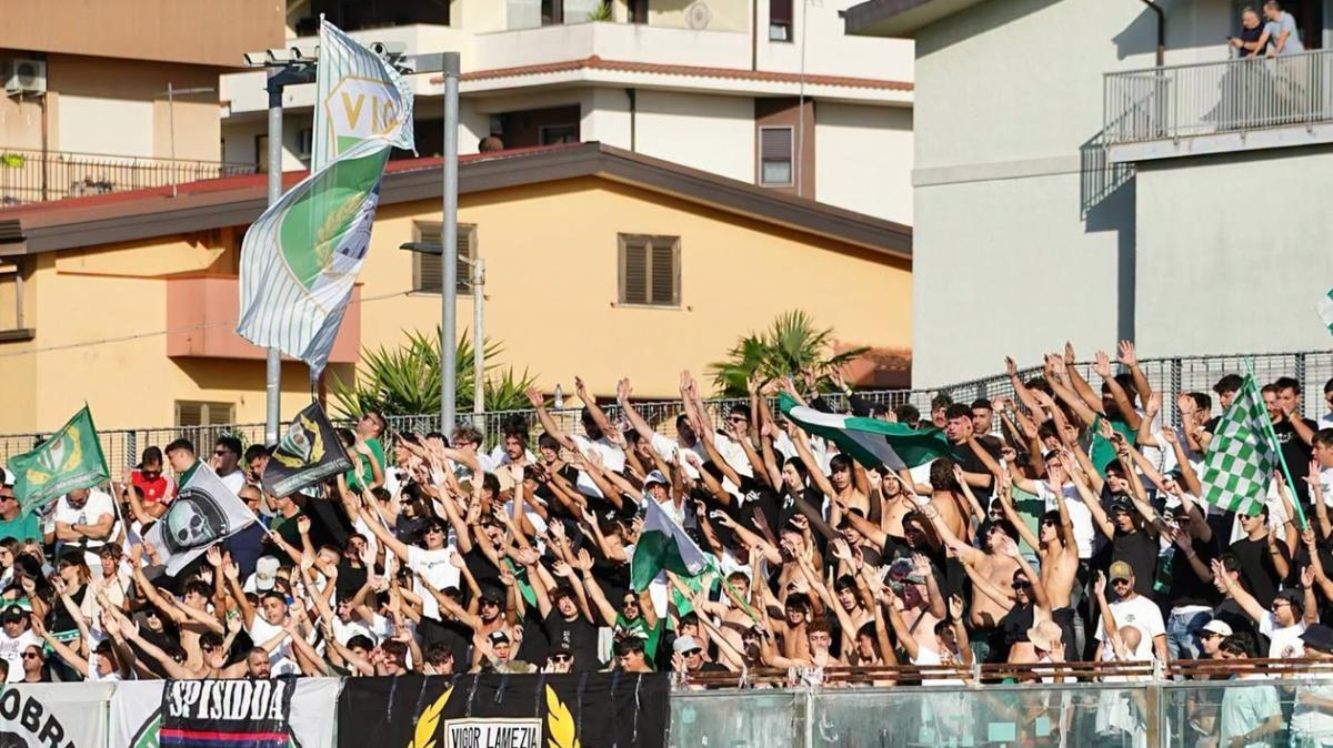 Wednesday Night al "D'Ippolito": Vigor Lamezia e Gelbison a caccia di conferme e riscatto