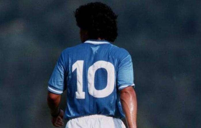 Diego Armando Maradona: una stanza d'albergo diventa museo in suo onore
