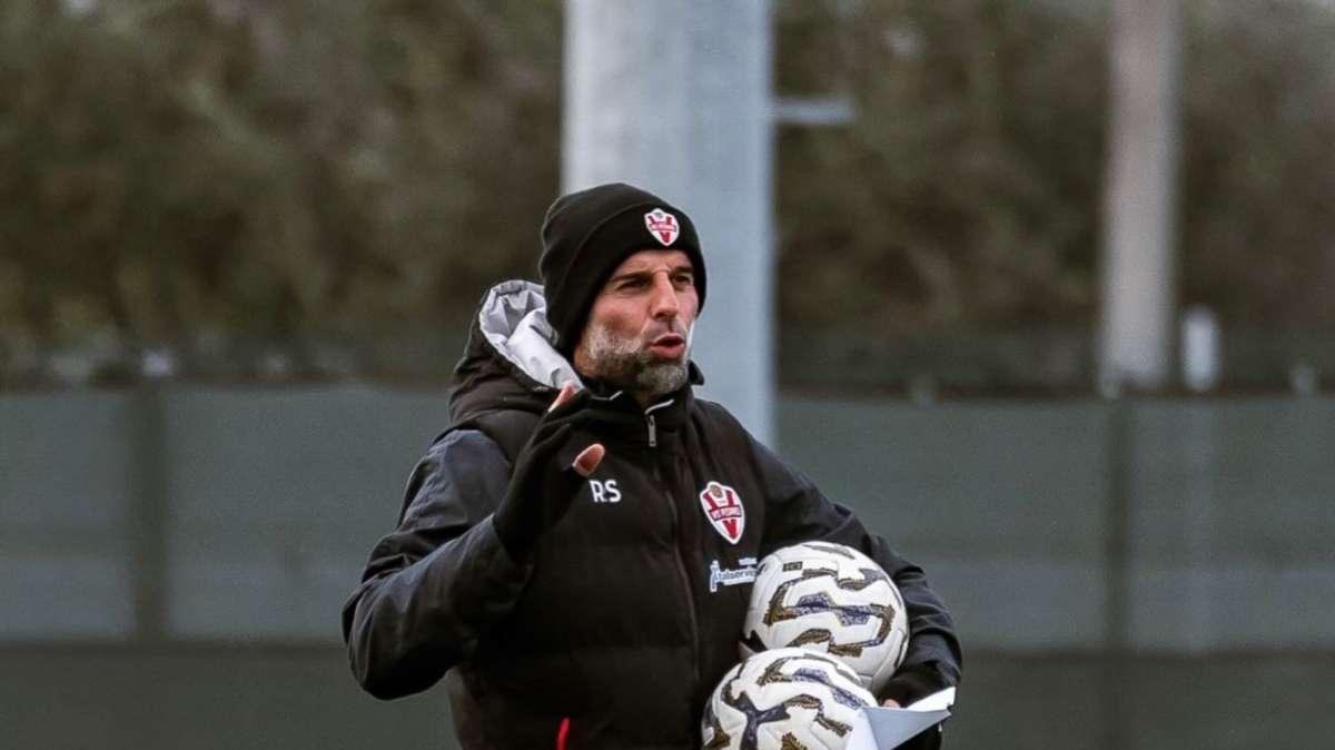 Casertana, in arrivo la settimana della verità: iscrizione e scelta del nuovo mister