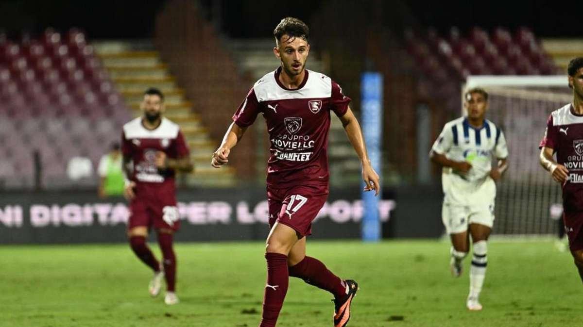 Knezovic saluta Salerno: «Grazie di tutto, porterò questi ricordi nel cuore»