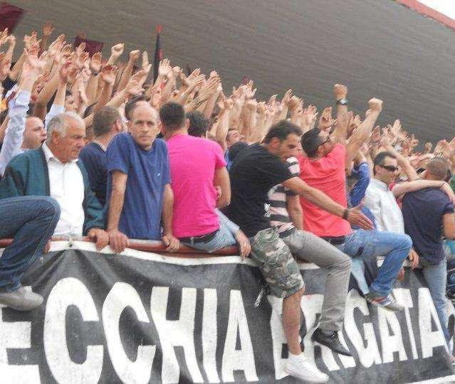 Cinque ultras del Pomigliano portati in caserma prima di Pomigliano-Aversa