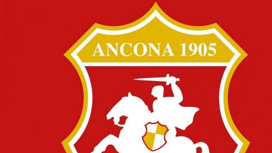 L'Ancona passa di mano, Tiong cede a Francesco Agnello