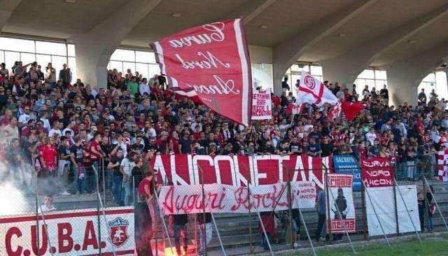 Anconitana, un mese senza vittorie: finito l'idillio coi tifosi. Via l'allenatore?