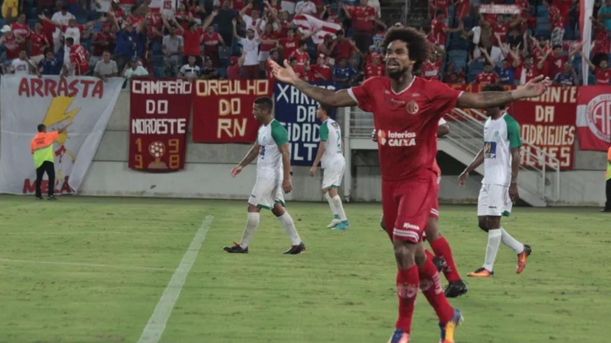 Messina, Milazzo, Niscemi e Marsala interessati al bomber brasiliano Flávio Carioca