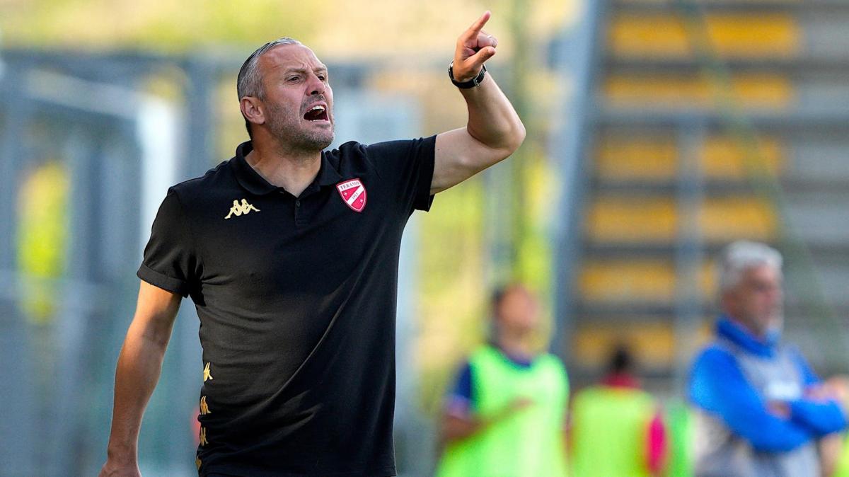 Verso il derby del Gran Sasso. L'Aquila-Teramo, Pomante: «Vietati i cali di tensione, voglio una crescita esponenziale»