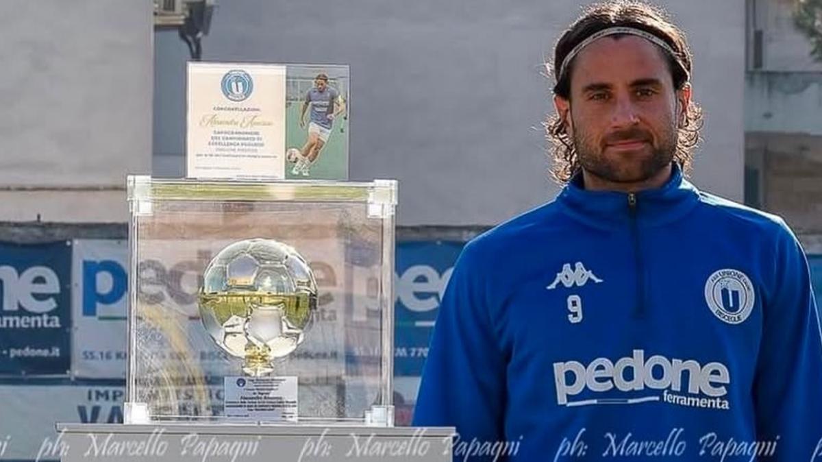 Amoroso resta a Bisceglie ma cambia maglia: È un dell'Unione Calcio