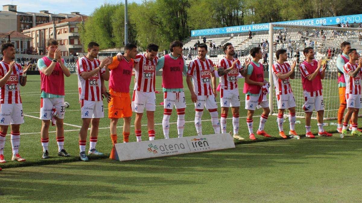 Vicenza punta Daniel Leo del Crotone: Gallo vuole il difensore già allenato a Foggia